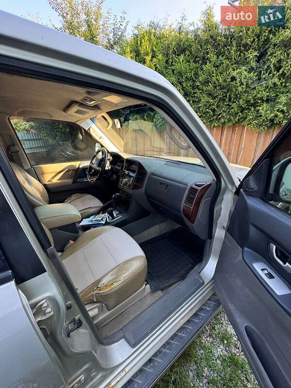 Внедорожник / Кроссовер Mitsubishi Pajero 2006 в Ивано-Франковске