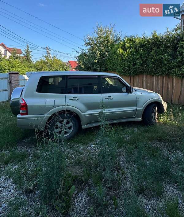Внедорожник / Кроссовер Mitsubishi Pajero 2006 в Ивано-Франковске