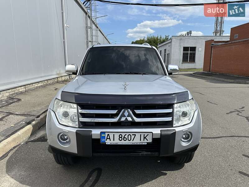 Mitsubishi Pajero 2007
