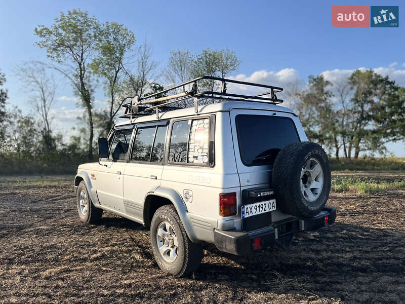 Внедорожник / Кроссовер Mitsubishi Pajero 1988 в Днепре фото 7 Внедорожник / Кроссовер Mitsubishi Pajero 1988 в Днепре
