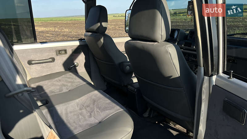 Внедорожник / Кроссовер Mitsubishi Pajero 1988 в Днепре фото 19 Внедорожник / Кроссовер Mitsubishi Pajero 1988 в Днепре