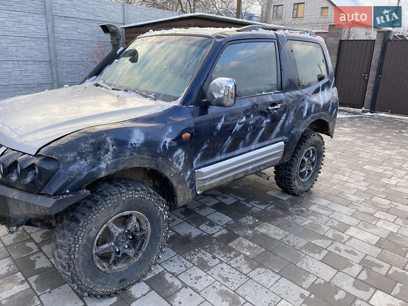 Внедорожник / Кроссовер Mitsubishi Pajero 2002 в Запорожье
