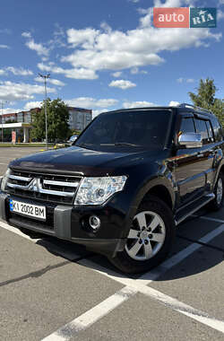 Внедорожник / Кроссовер Mitsubishi Pajero 2008 в Борисполе