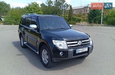 Внедорожник / Кроссовер Mitsubishi Pajero 2007 в Одессе