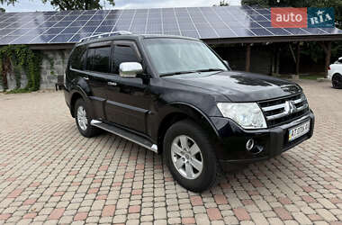 Внедорожник / Кроссовер Mitsubishi Pajero 2008 в 