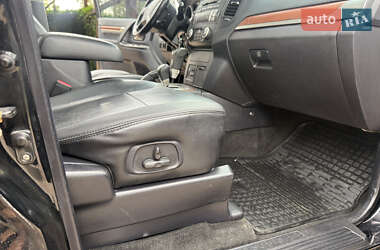 Внедорожник / Кроссовер Mitsubishi Pajero 2008 в 