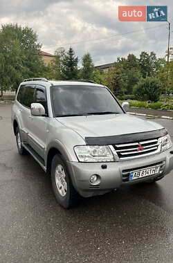 Внедорожник / Кроссовер Mitsubishi Pajero 2003 в 