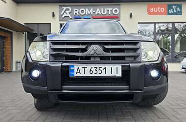 Внедорожник / Кроссовер Mitsubishi Pajero 2007 в 