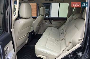 Внедорожник / Кроссовер Mitsubishi Pajero 2007 в 