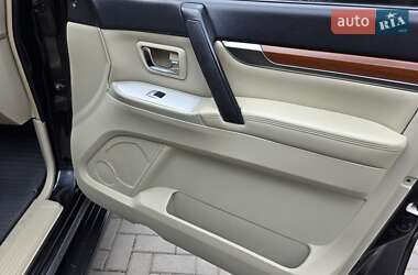 Внедорожник / Кроссовер Mitsubishi Pajero 2007 в 