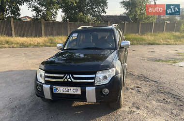 Внедорожник / Кроссовер Mitsubishi Pajero 2008 в 