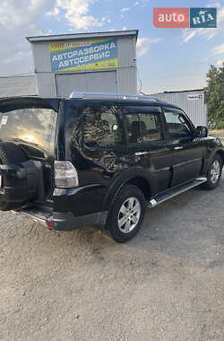 Внедорожник / Кроссовер Mitsubishi Pajero 2008 в 