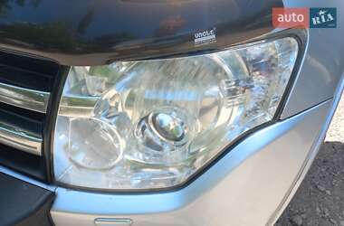 Внедорожник / Кроссовер Mitsubishi Pajero 2010 в 