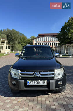 Позашляховик / Кросовер Mitsubishi Pajero 2007 в Івано-Франківську