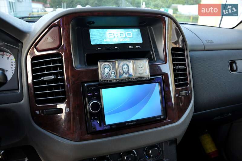 Внедорожник / Кроссовер Mitsubishi Pajero 2006 в Львове