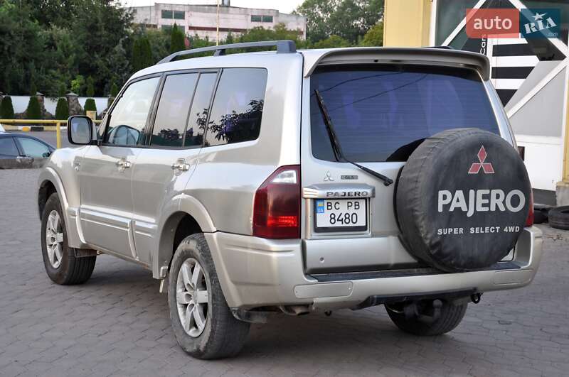 Внедорожник / Кроссовер Mitsubishi Pajero 2006 в Львове
