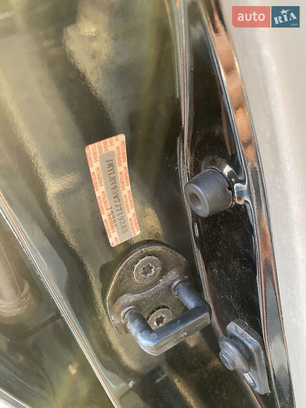 Позашляховик / Кросовер Mitsubishi Pajero 2007 в Калуші фото 42 Позашляховик / Кросовер Mitsubishi Pajero 2007 в Калуші