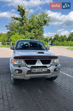 Внедорожник / Кроссовер Mitsubishi Pajero 2008 в 