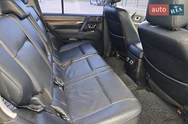 Внедорожник / Кроссовер Mitsubishi Pajero 2008 в 