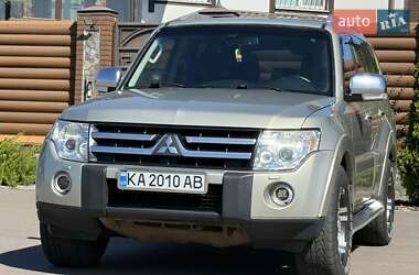 Внедорожник / Кроссовер Mitsubishi Pajero 2008 в Киеве