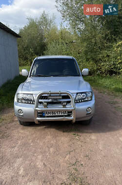 Внедорожник / Кроссовер Mitsubishi Pajero 2004 в Коростене