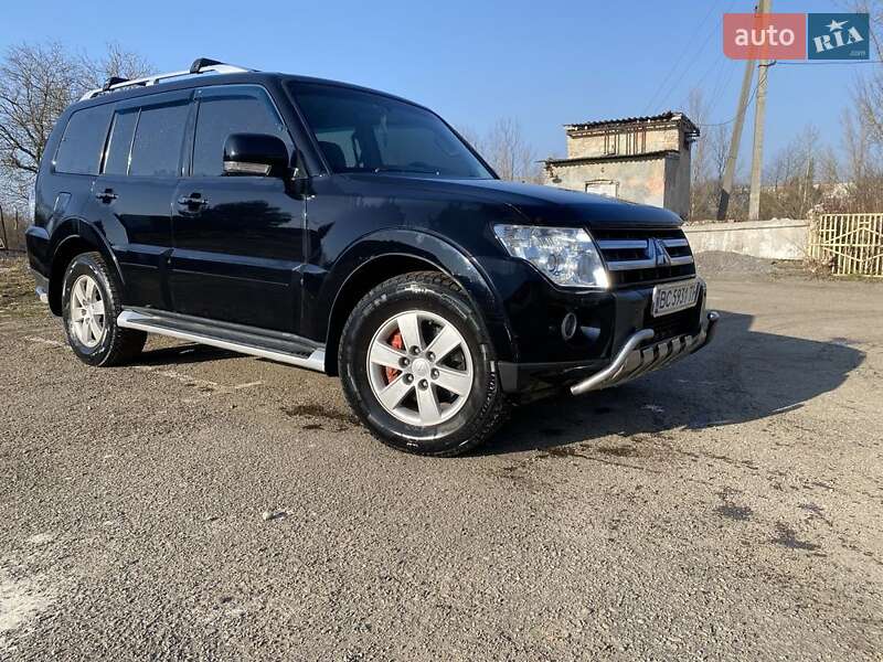 Mitsubishi Pajero 2007