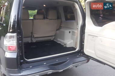 Позашляховик / Кросовер Mitsubishi Pajero 2007 в 