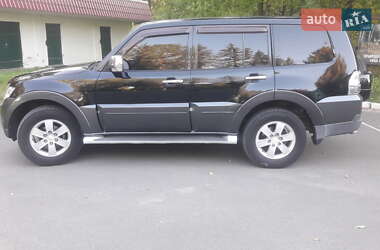 Позашляховик / Кросовер Mitsubishi Pajero 2007 в 