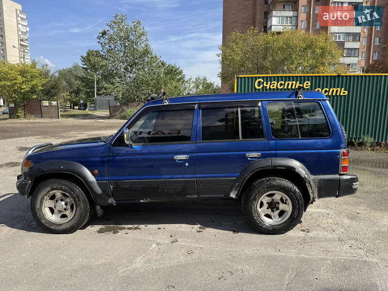 Внедорожник / Кроссовер Mitsubishi Pajero 1997 в Харькове