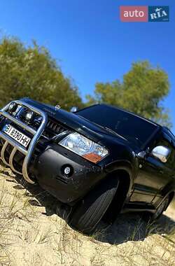 Внедорожник / Кроссовер Mitsubishi Pajero 2005 в Горишних Плавнях