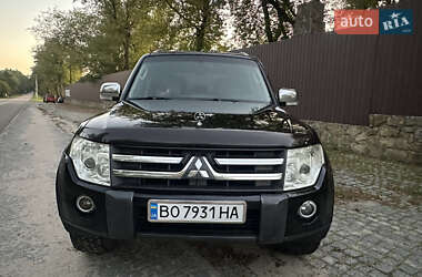 Внедорожник / Кроссовер Mitsubishi Pajero 2007 в 