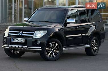 Внедорожник / Кроссовер Mitsubishi Pajero 2008 в 