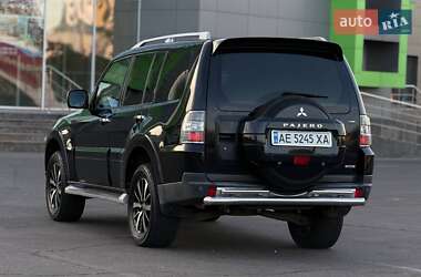 Внедорожник / Кроссовер Mitsubishi Pajero 2008 в 