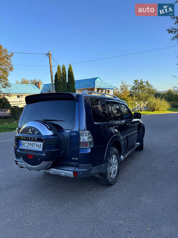 Внедорожник / Кроссовер Mitsubishi Pajero 2007 в Дрогобыче