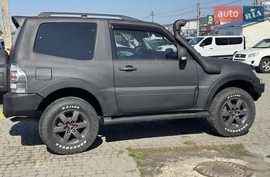 Внедорожник / Кроссовер Mitsubishi Pajero 2007 в 