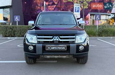 Внедорожник / Кроссовер Mitsubishi Pajero 2007 в 