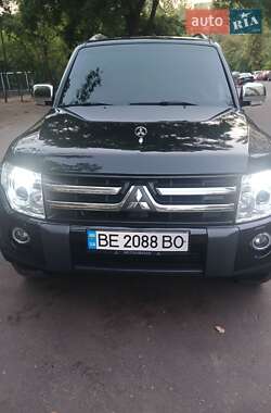 Внедорожник / Кроссовер Mitsubishi Pajero 2008 в Николаеве
