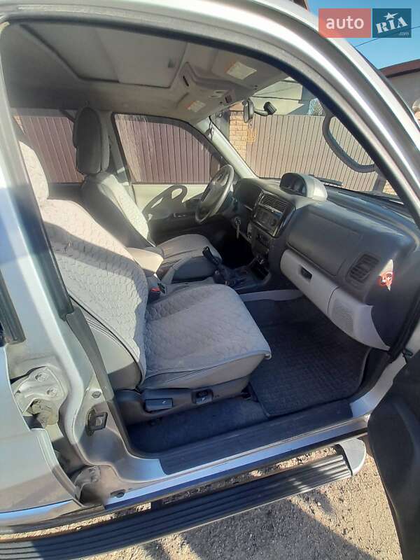 Внедорожник / Кроссовер Mitsubishi Pajero 2003 в Днепре