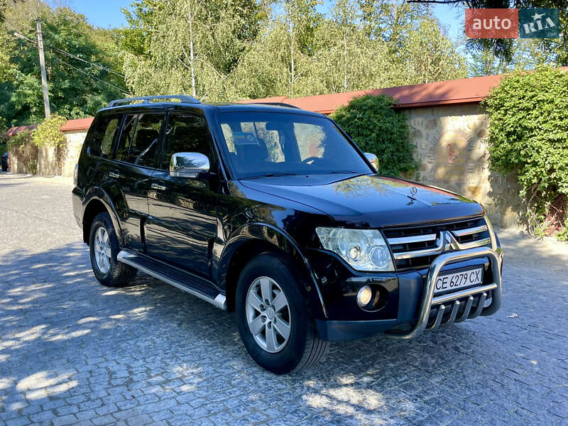 Внедорожник / Кроссовер Mitsubishi Pajero 2008 в Черновцах
