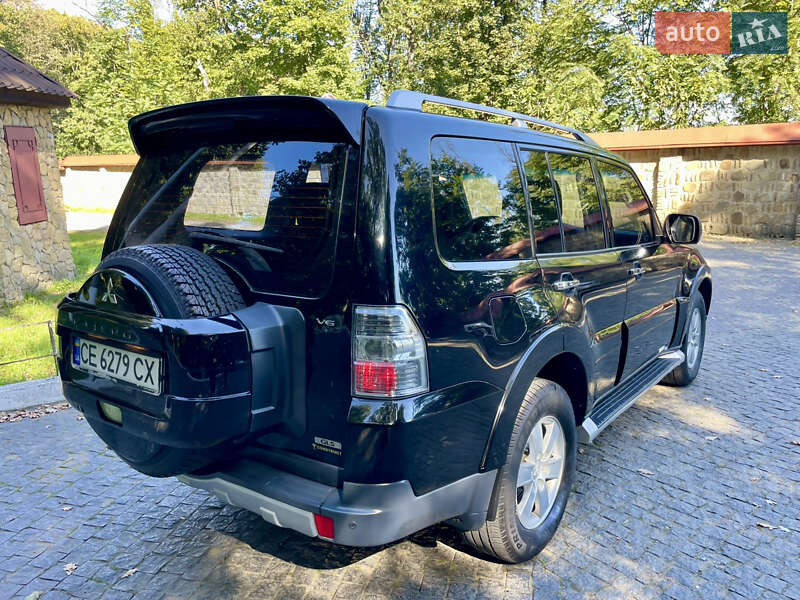 Внедорожник / Кроссовер Mitsubishi Pajero 2008 в Черновцах