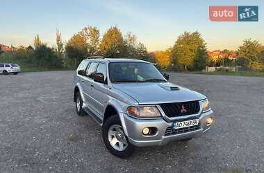 Внедорожник / Кроссовер Mitsubishi Pajero 2002 в Ужгороде