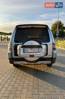 Внедорожник / Кроссовер Mitsubishi Pajero 2007 в 