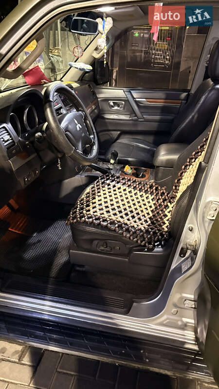 Внедорожник / Кроссовер Mitsubishi Pajero 2008 в Кропивницком фото 7 Внедорожник / Кроссовер Mitsubishi Pajero 2008 в Кропивницком