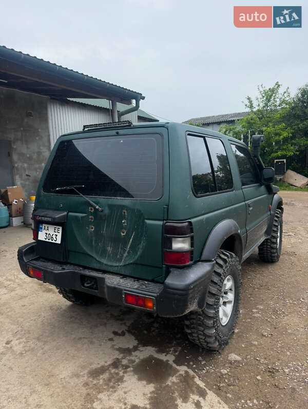 Внедорожник / Кроссовер Mitsubishi Pajero 1996 в Ивано-Франковске