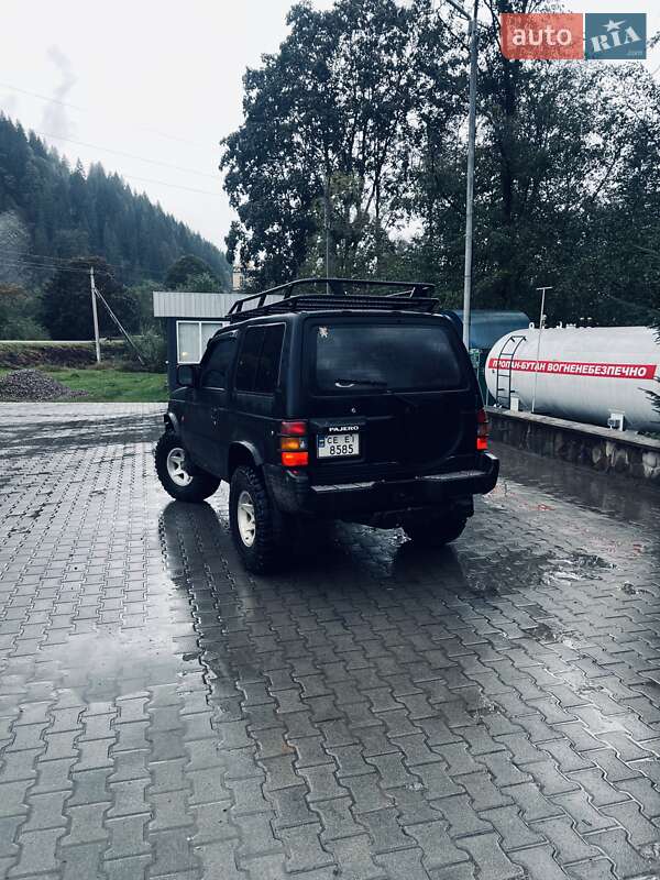 Внедорожник / Кроссовер Mitsubishi Pajero 1993 в Путиле