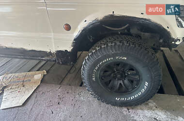 Позашляховик / Кросовер Mitsubishi Pajero 1993 в 