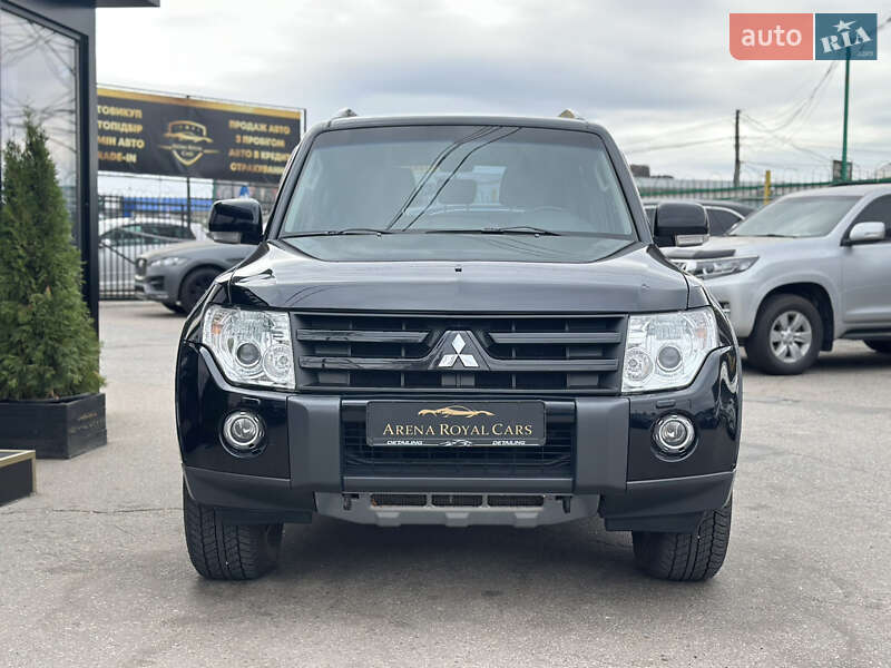 Внедорожник / Кроссовер Mitsubishi Pajero 2008 в Харькове