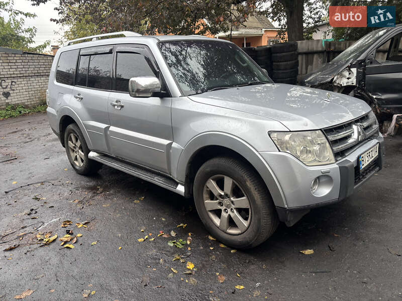 Mitsubishi Pajero 2007