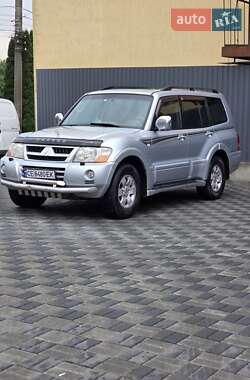 Внедорожник / Кроссовер Mitsubishi Pajero 2007 в 