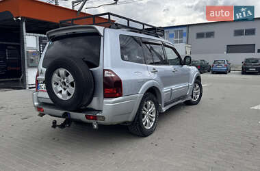 Внедорожник / Кроссовер Mitsubishi Pajero 2004 в 